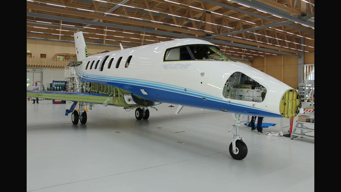 Erstes PC-24-Serienflugzeug montiert